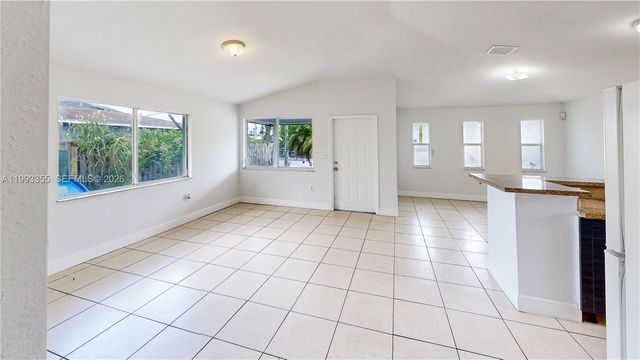 1616 NW 7th Pl, Florida City, FL 33034