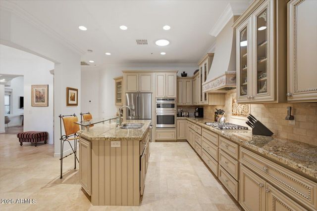 8932 E MOUNTAIN SPRING Road, Scottsdale, AZ 85255