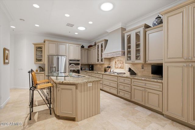 8932 E MOUNTAIN SPRING Road, Scottsdale, AZ 85255