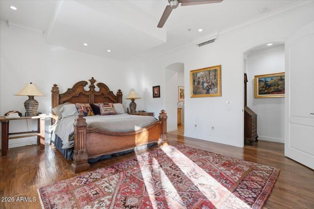 8932 E MOUNTAIN SPRING Road, Scottsdale, AZ 85255