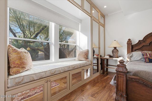 8932 E MOUNTAIN SPRING Road, Scottsdale, AZ 85255