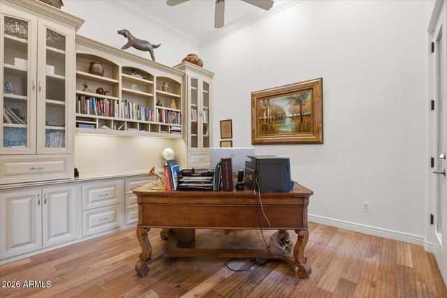 8932 E MOUNTAIN SPRING Road, Scottsdale, AZ 85255