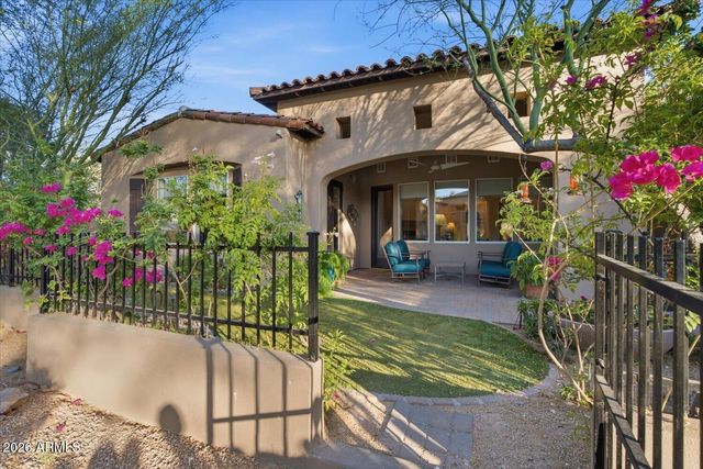 8932 E MOUNTAIN SPRING Road, Scottsdale, AZ 85255