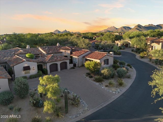8932 E MOUNTAIN SPRING Road, Scottsdale, AZ 85255