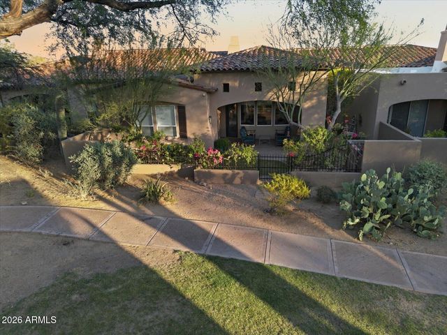 8932 E MOUNTAIN SPRING Road, Scottsdale, AZ 85255