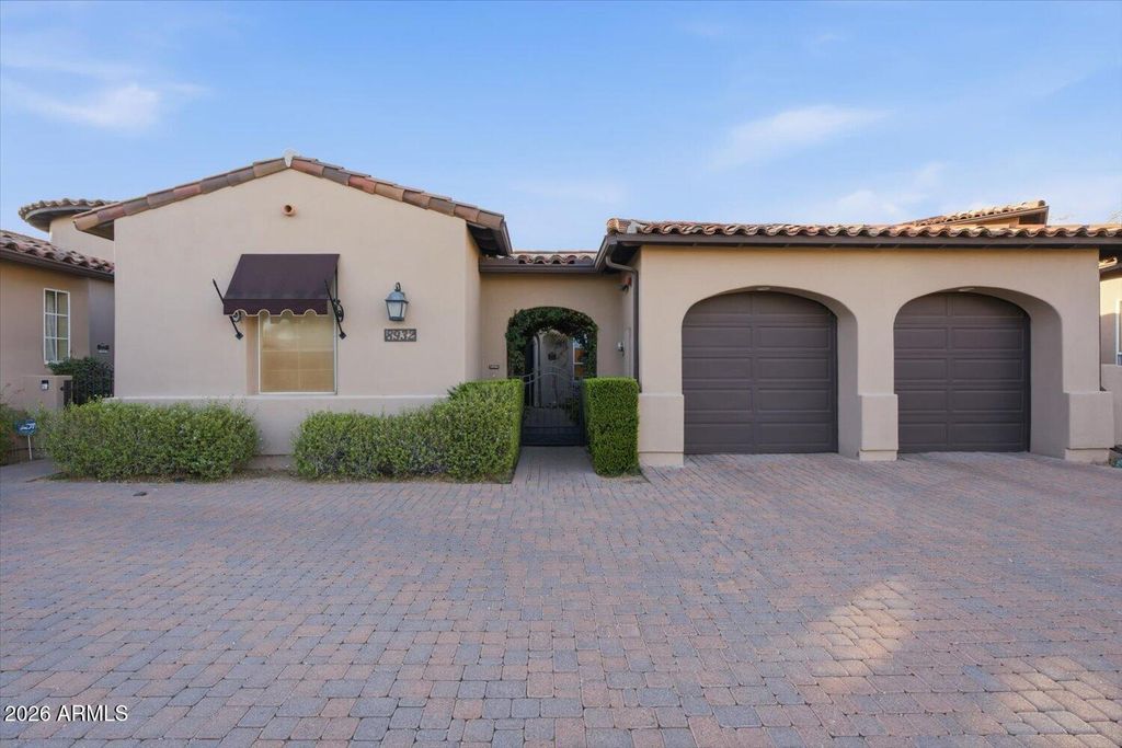 8932 E MOUNTAIN SPRING Road, Scottsdale, AZ 85255