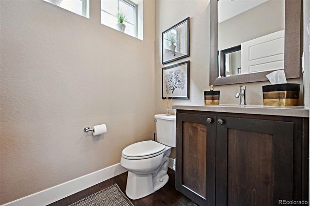 15569 W La Salle Avenue, Lakewood, CO 80228