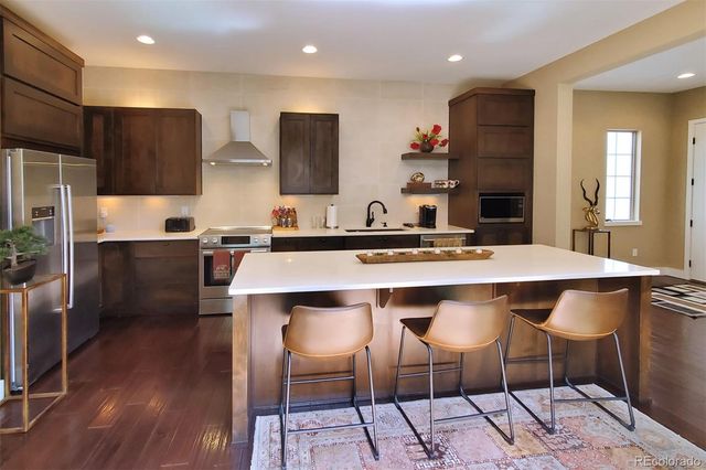 15569 W La Salle Avenue, Lakewood, CO 80228