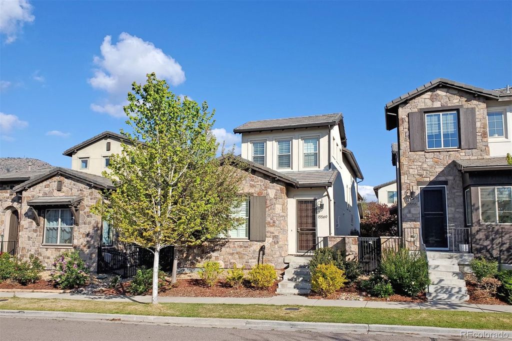 15569 W La Salle Avenue, Lakewood, CO 80228