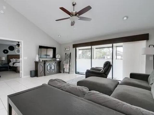 20851 Boca Ridge Drive N, Boca Raton, FL 33428