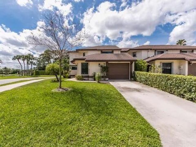 20851 Boca Ridge Drive N, Boca Raton, FL 33428