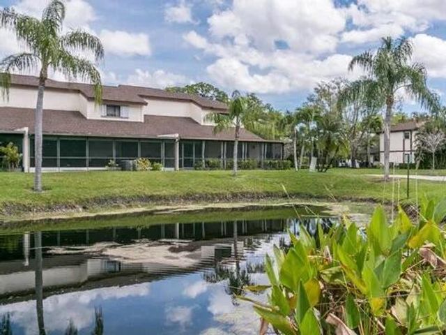 20851 Boca Ridge Drive N, Boca Raton, FL 33428