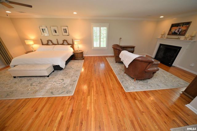 616 SEVILLE Drive, Mt Vernon, IL 62864