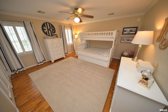 616 SEVILLE Drive, Mt Vernon, IL 62864