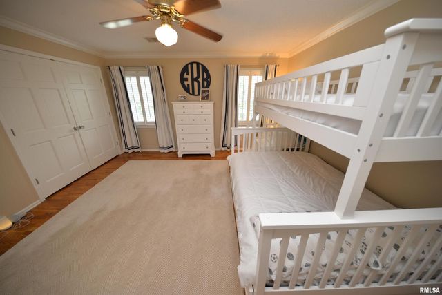 616 SEVILLE Drive, Mt Vernon, IL 62864