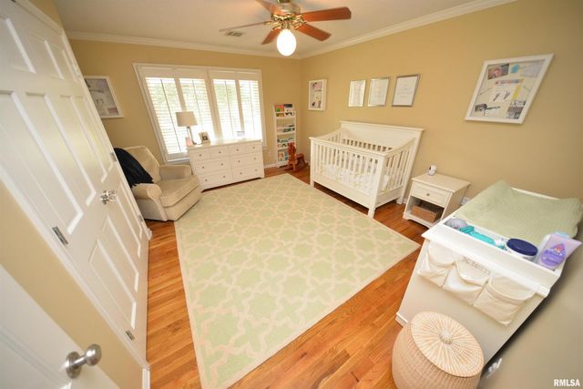 616 SEVILLE Drive, Mt Vernon, IL 62864