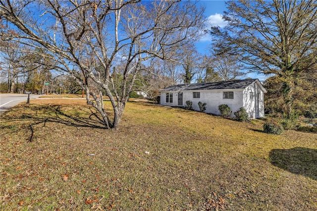 2356 County Line SW Road, Atlanta, GA 30331