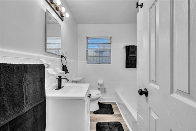 2356 County Line SW Road, Atlanta, GA 30331