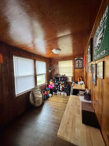 22 Deerpath Road, Merrillville, IN 46410