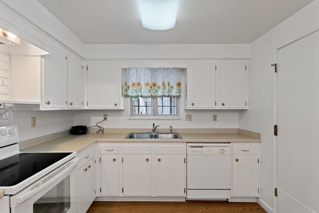 401 SW J Street, Grants Pass, OR 97526