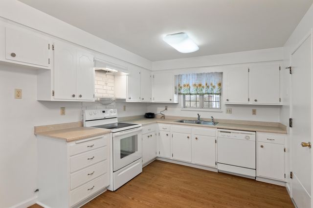 401 SW J Street, Grants Pass, OR 97526