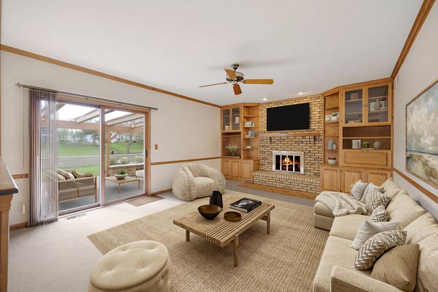 1274 Biscayne Drive, Elk Grove Village, IL 60007