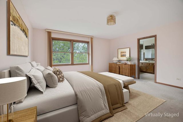 1274 Biscayne Drive, Elk Grove Village, IL 60007