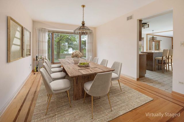 1274 Biscayne Drive, Elk Grove Village, IL 60007