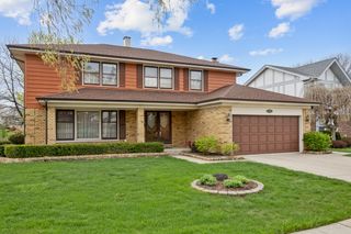 1274 Biscayne Drive, Elk Grove Village, IL 60007