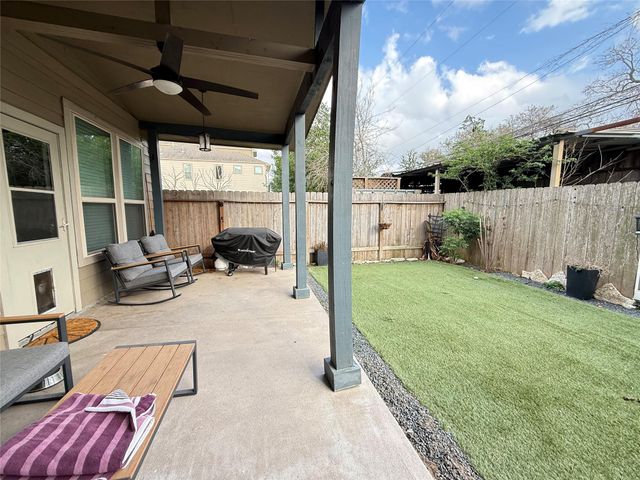 10947 Cannes Memorial Drive, Houston, TX 77043