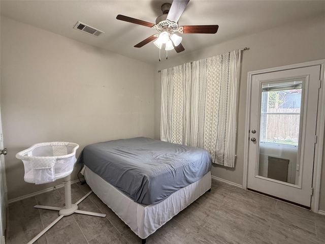 10947 Cannes Memorial Drive, Houston, TX 77043