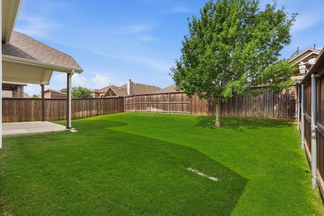 1513 Habersham Street, Aubrey, TX 76227