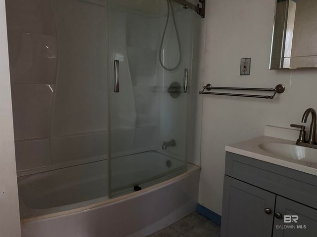 1450 Shelton Drive, Mobile, AL 36605