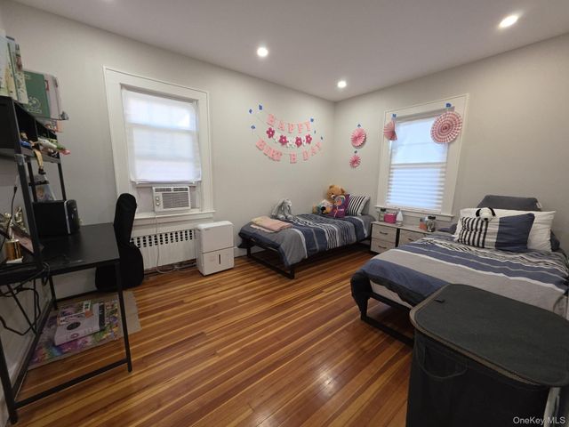 325 Pacific Avenue, Cedarhurst, NY 11516