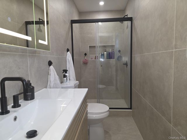 325 Pacific Avenue, Cedarhurst, NY 11516