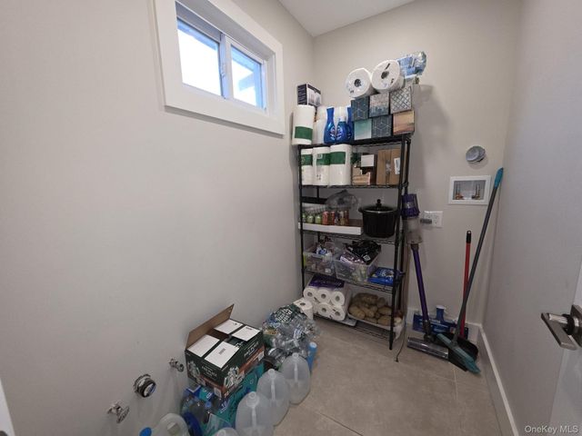 325 Pacific Avenue, Cedarhurst, NY 11516