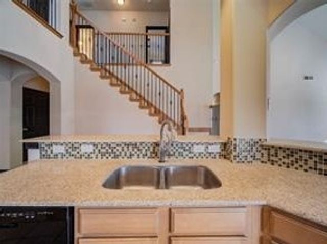 9336 Tierra Verde Drive, Fort Worth, TX 76177