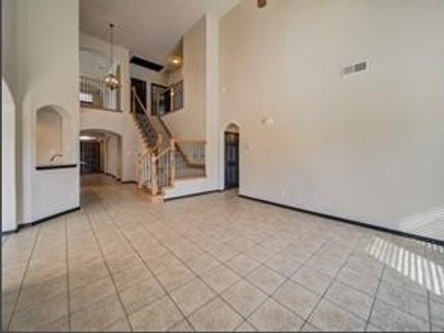 9336 Tierra Verde Drive, Fort Worth, TX 76177