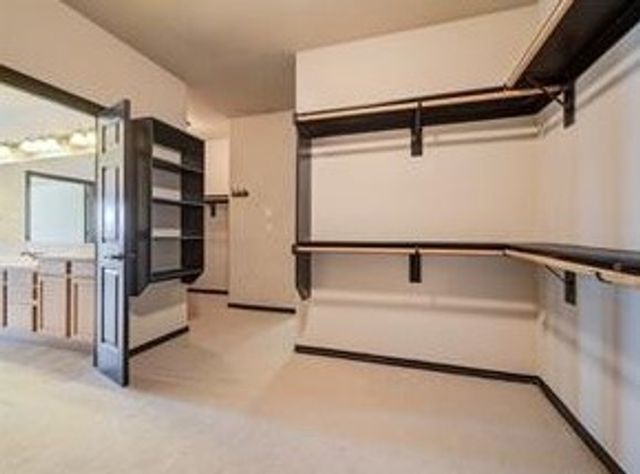 9336 Tierra Verde Drive, Fort Worth, TX 76177