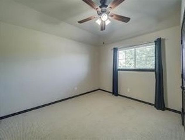 9336 Tierra Verde Drive, Fort Worth, TX 76177