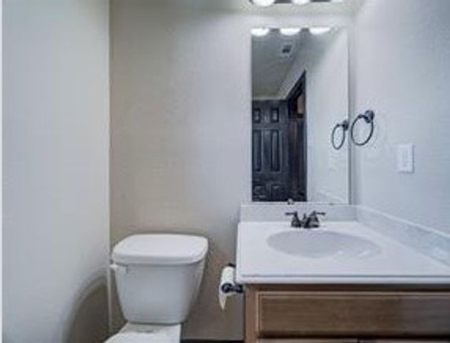 9336 Tierra Verde Drive, Fort Worth, TX 76177