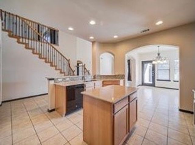 9336 Tierra Verde Drive, Fort Worth, TX 76177