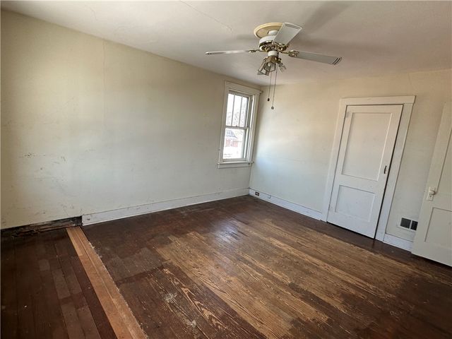 3733 Superior St, Munhall, PA 15120