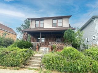 3733 Superior St, Munhall, PA 15120