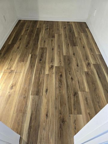 655 Meridian Ave 2, Miami Beach, FL 33139