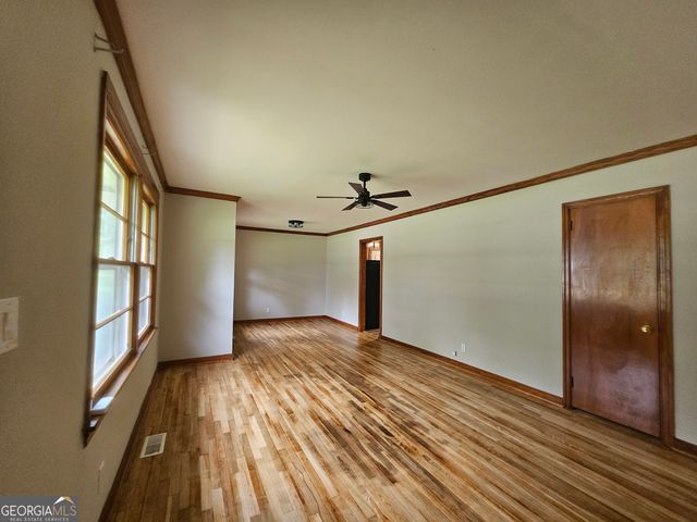 102 Dogwood Drive, Lagrange, GA 30241