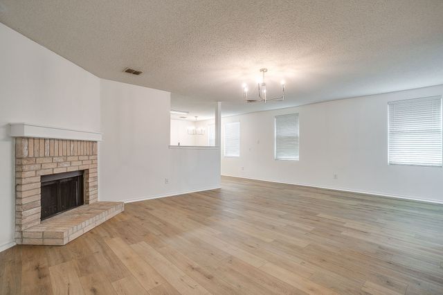 517 Riverflat Drive, Fort Worth, TX 76179