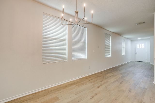 517 Riverflat Drive, Fort Worth, TX 76179