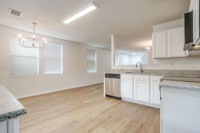 517 Riverflat Drive, Fort Worth, TX 76179