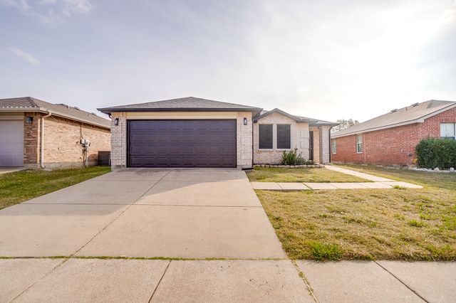 517 Riverflat Drive, Fort Worth, TX 76179